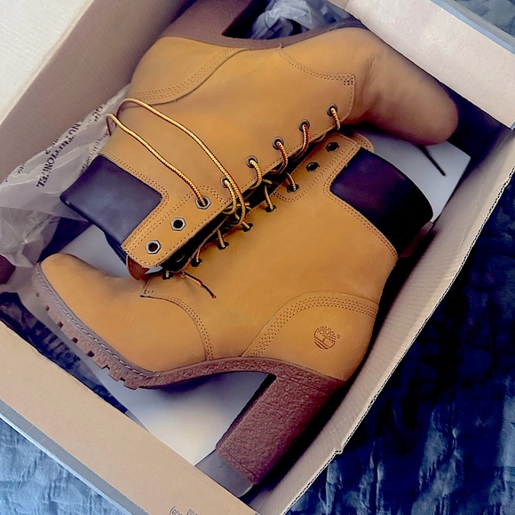 Timberland Heel Boots 👢 - Picture 5 of 6